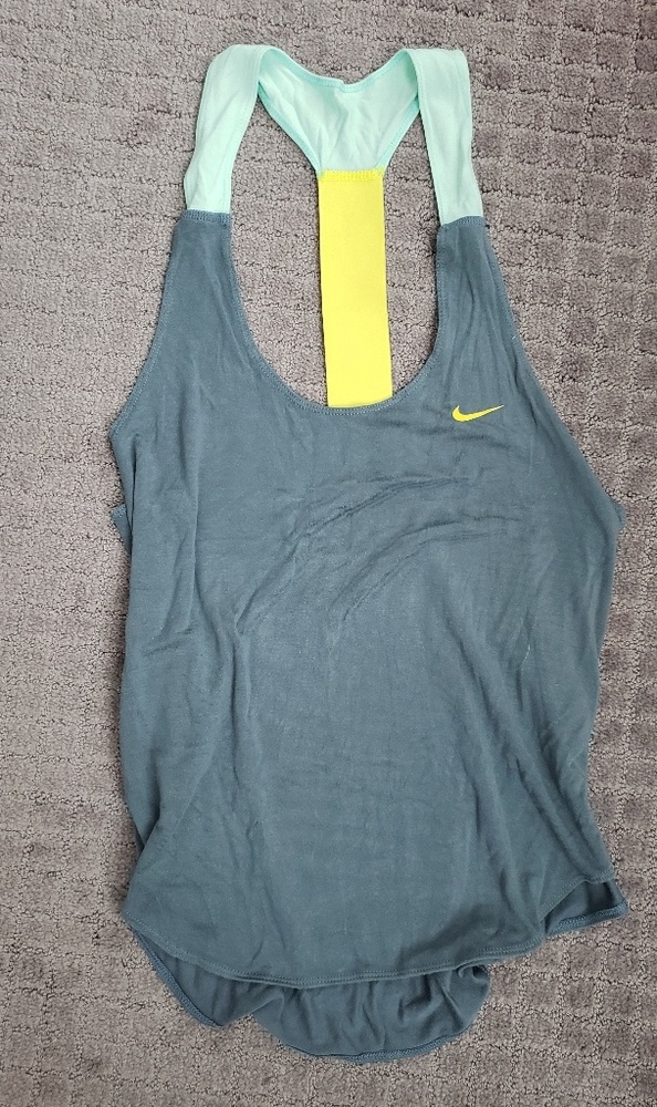 Nike racerback workout top